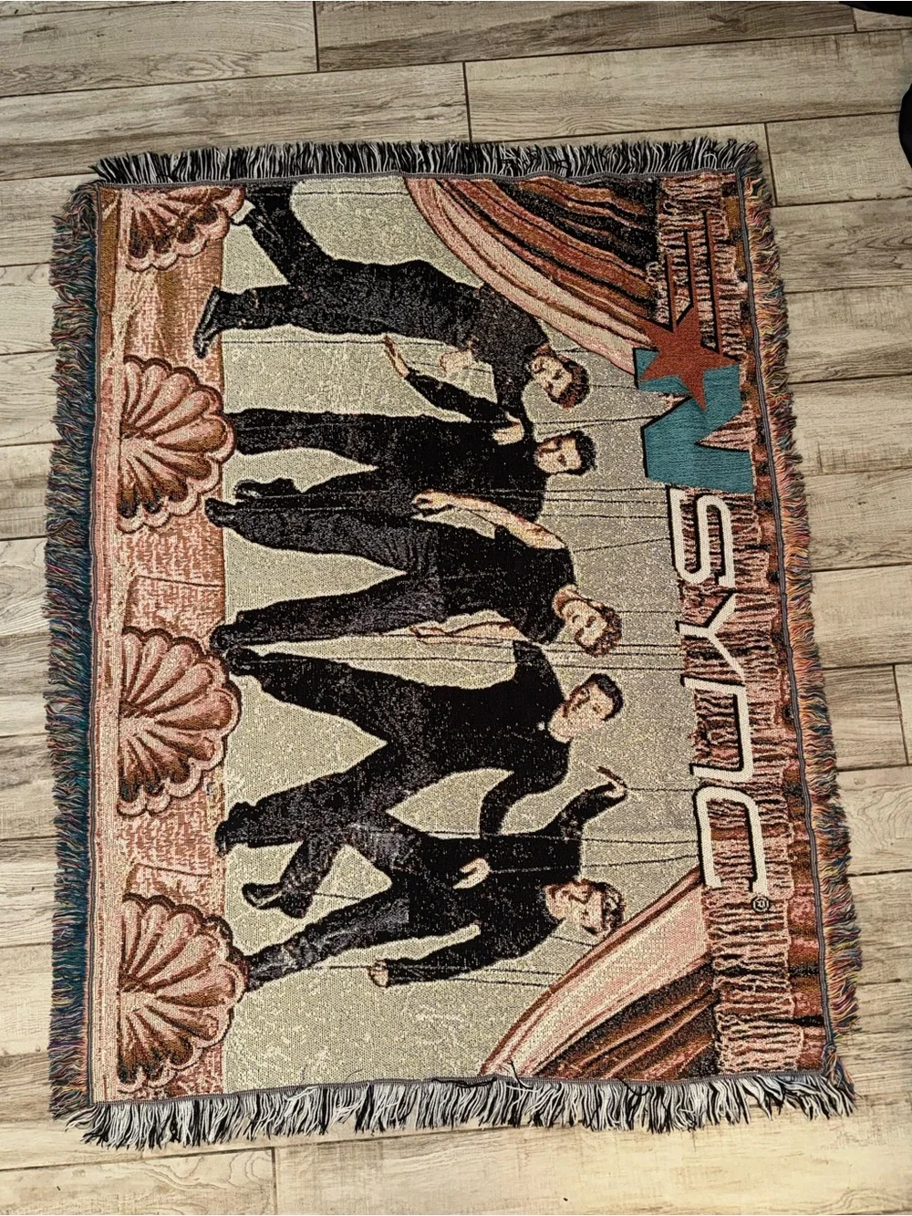 *NSYNC Puppet Tapestry Throw Blanket with Retro Design